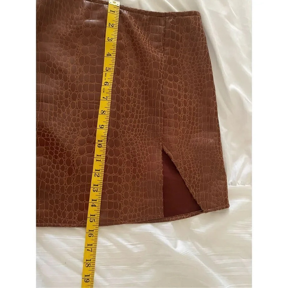Motel Wren Mini Skirt In PU Croco Brown - Picture 9 of 11
